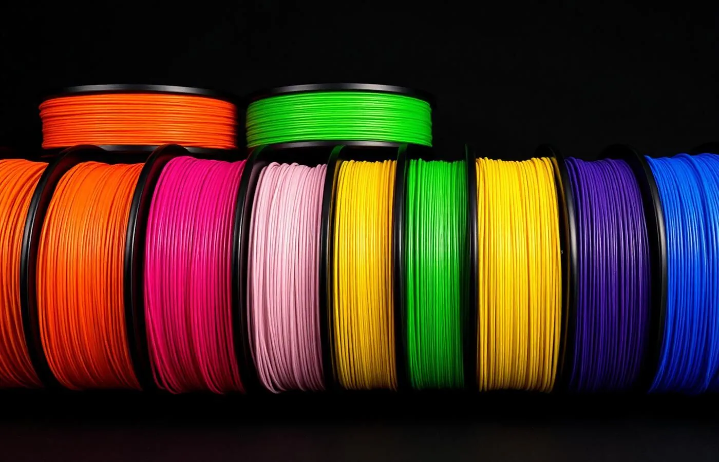 Bunte Filament-Rollen